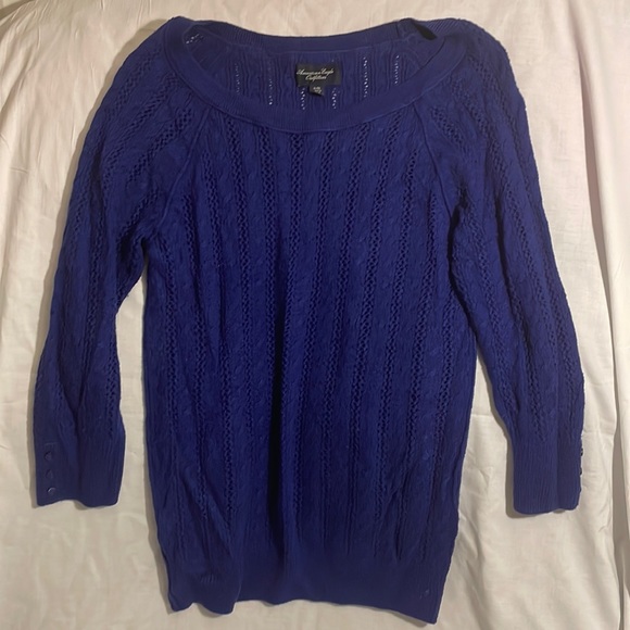 Beautiful blue sweater - Picture 1 of 2